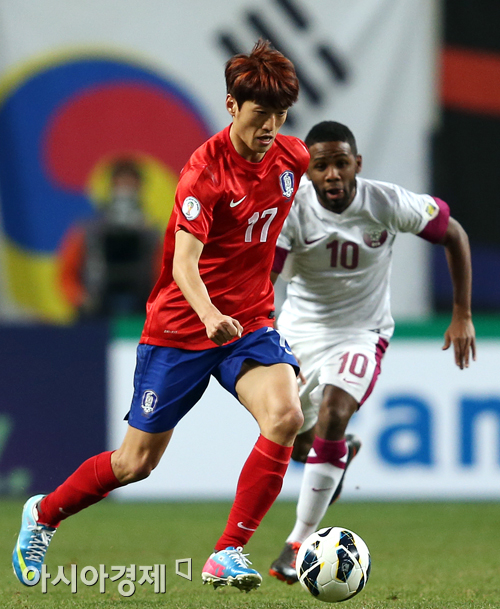 [포토] 돌파하는 이청용