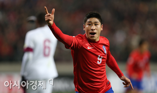 한국 1-1 카타르…이근호 선제골-칼판 만회골(2보)