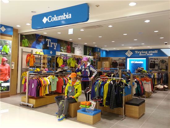 컬럼비아, 기흥 휴게소 내 상설점 오픈