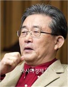 '금리인하' 파장 일으킨 이한구 원내대표의 화법
