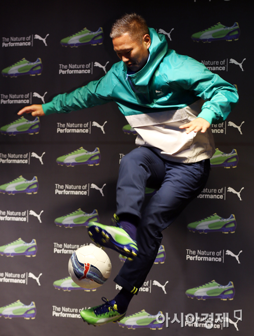 [포토] 정대세 '푸마 축구화 신고 멋진 퍼포먼스'