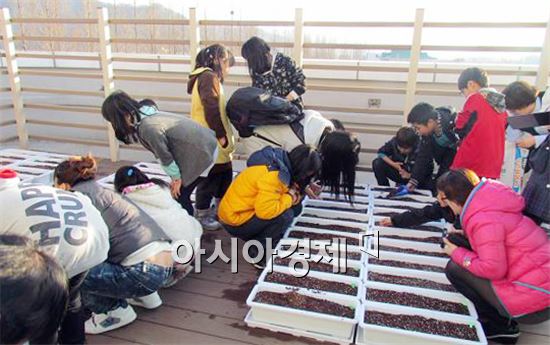 장흥군 '우리강산 푸르게, 내 꿈도 푸르게' 