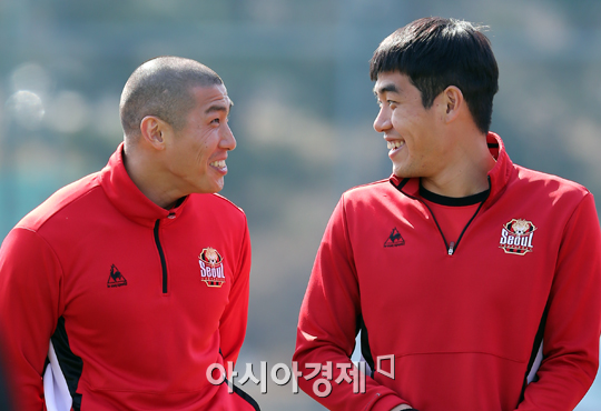 차두리(왼쪽)와 김주영(사진=정재훈 기자)