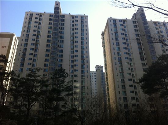 '김부선 열풍'…아파트 관리비 내리는 비결은?