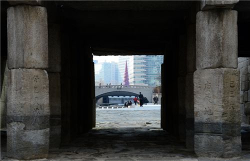 [서울스토리]청계천변 토굴민이 땅꾼의 원조