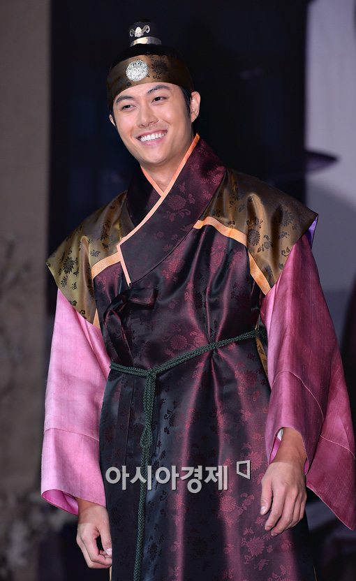 [포토]재희, '장옥정' 많이 사랑해주세요~