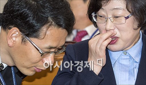 [포토]'귓속말 논의'