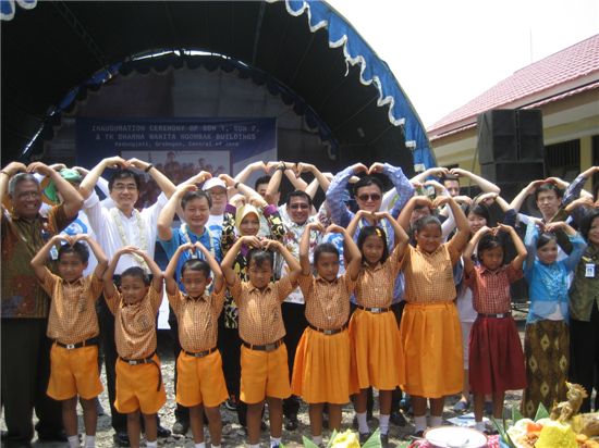중부발전, 印尼 희망의 빛 쏘다<上>