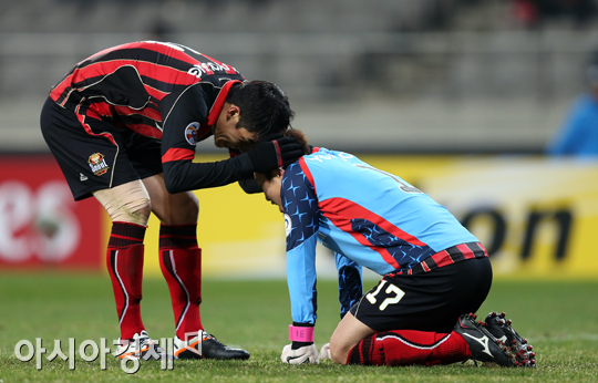 [포토] 임시 골키퍼 최현태 '짧지만 힘든 시간이었어'