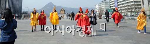 [포토]우리모두 왕이다?