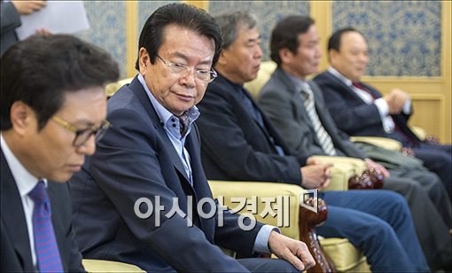 [포토]심각한 개성공단 입주기업인들