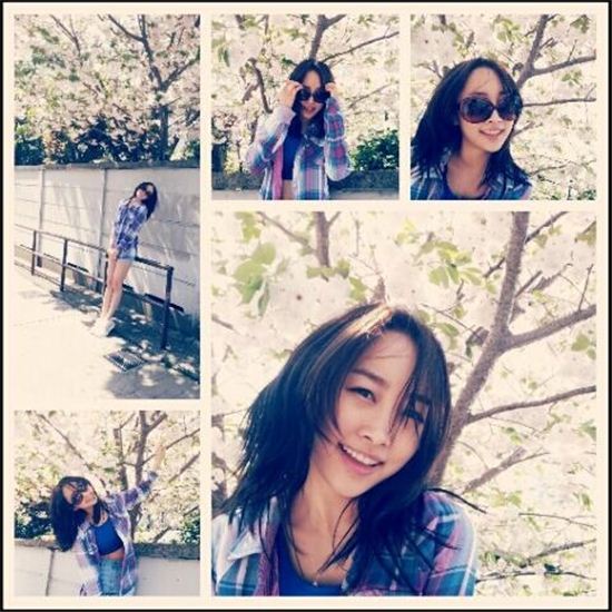 니콜 꽃구경, 해맑은 미소..짧은 핫팬츠로 각선미 과시