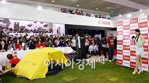 [포토]미쓰에이 수지 '인기가 이 정도'