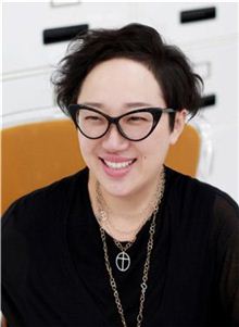 조성아 대표 "화장은 하나의 '놀이'"