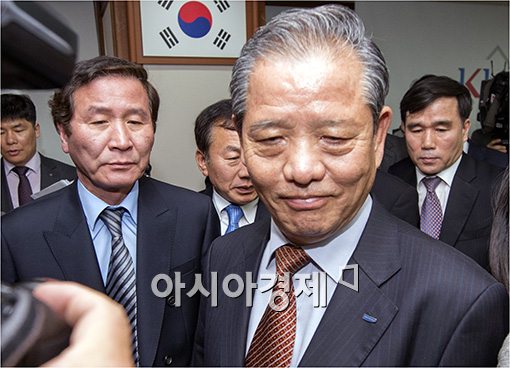 [포토]심각한 개성공단기업협회 대표단