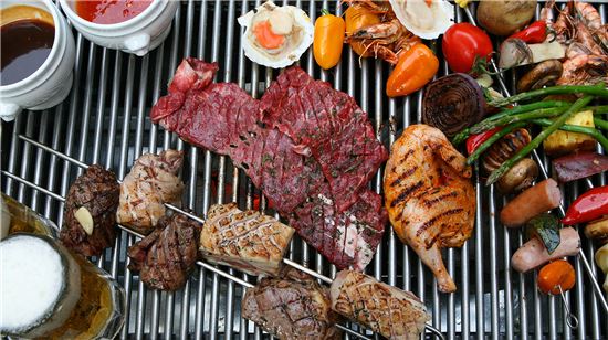 노보텔 앰배서더 독산, 도심 속 야외 BBQ 