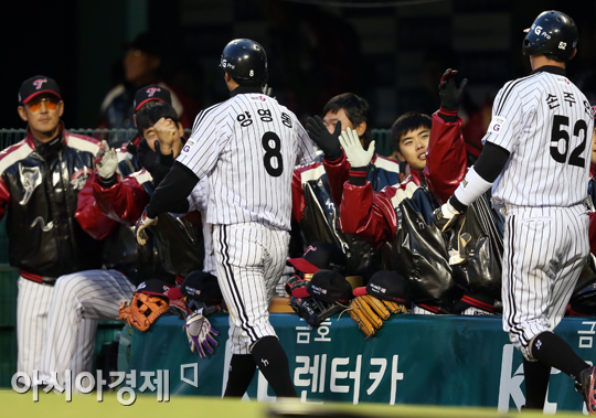 [포토] 양영동-손주인 홈인