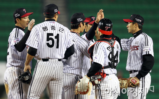 [포토] LG 트윈스 승리 기쁨