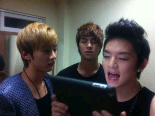 혼동 되는 무서운 착시현상 "미소녀 해골 변신"