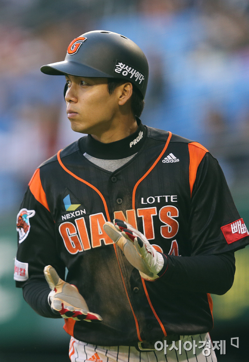 [포토] 김문호 홈인 '롯데 앞서나가자'