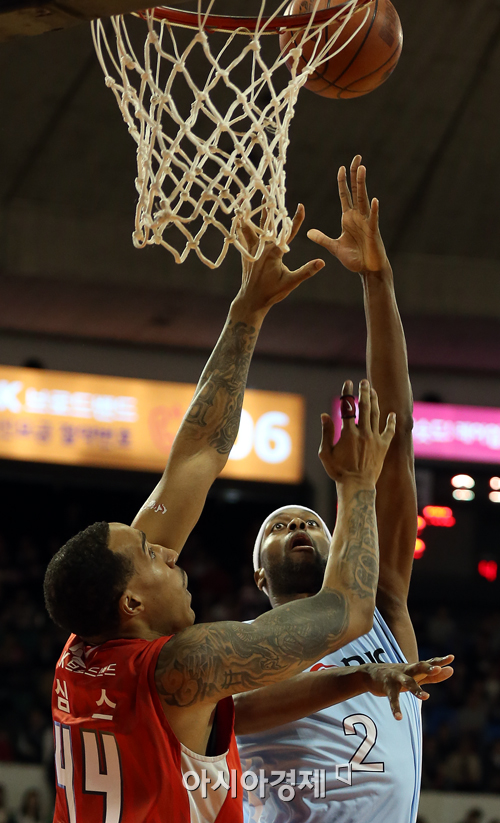 [포토] 로드 벤슨 '막지 마!'