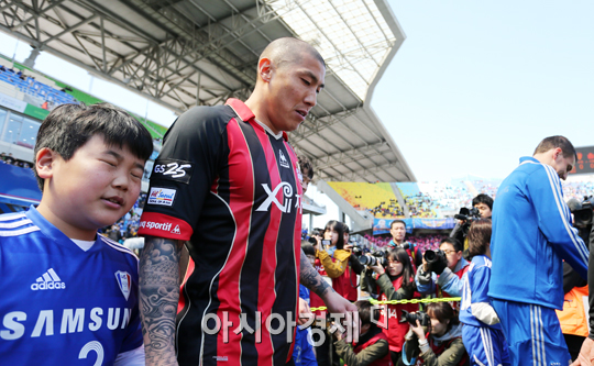 [포토] 슈퍼매치 출격하는 차두리