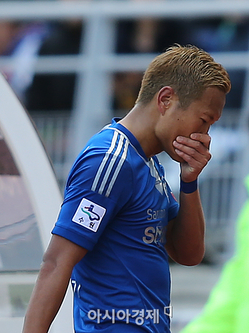 [포토] 퇴장당하는 정대세