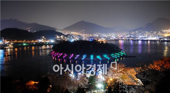 [남도힐링여행]미항의 도시 여수, 밤 바다가 황홀하다