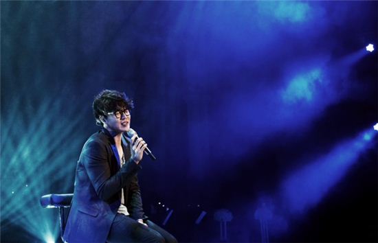 '성시경 축가' 콘서트 티켓 오픈… '예매 전쟁' 임박