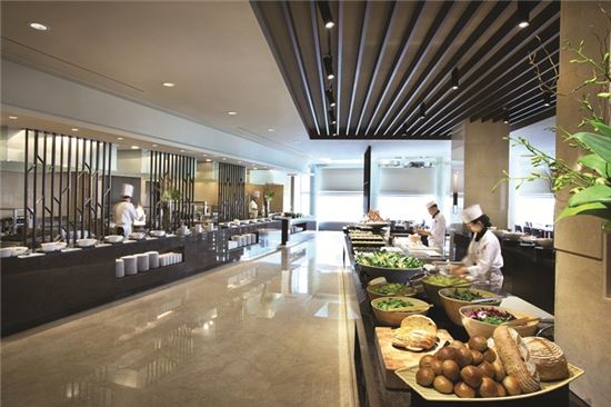 호텔서 이래도 돼? 맥주·와인·소주·사케 무한제공