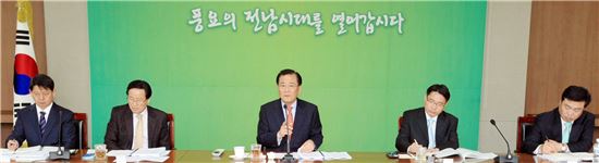[포토]박준영 전남지사, 중앙부처 업무계획 대응방안 보고회 주재 