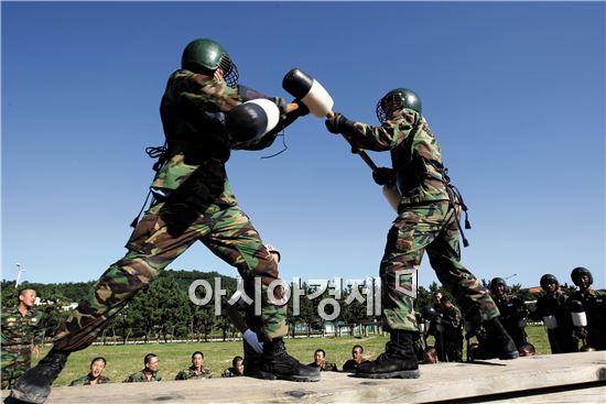 개성강한 귀신잡는 해병