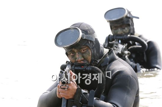 개성강한 귀신잡는 해병