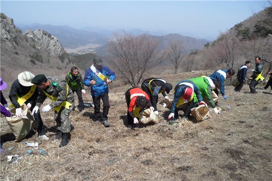 화순군 북면, 백아산 등산로 대대적 정화활동