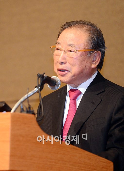 [포토]인사말하는 조석래 한일경제협회 회장 