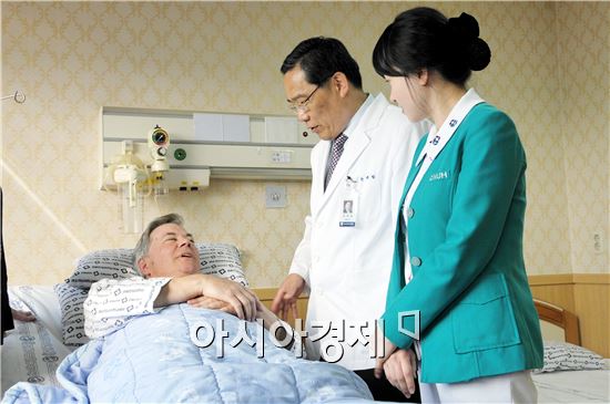화순전남대병원 첨단의료 190여개국에 알린다