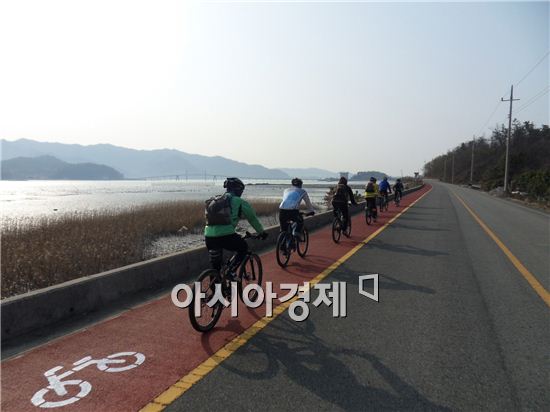 천혜의 비경(秘景) '강진만'을 타보자