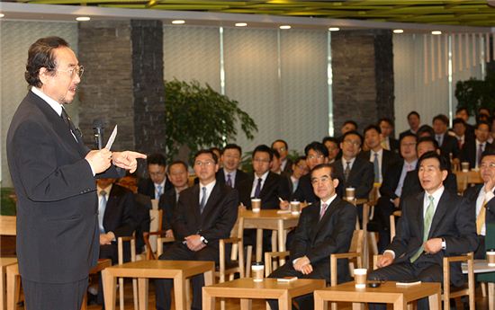 신한銀, '음악이 있는 강연회' 개최