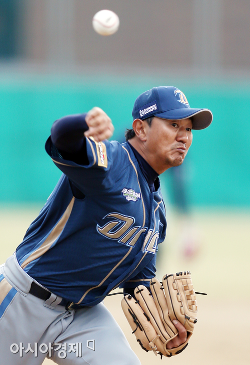 [포토] 역투하는 손민한