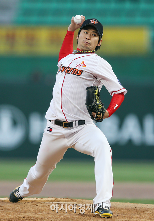 [포토] SK 와이번스 윤희상 역투