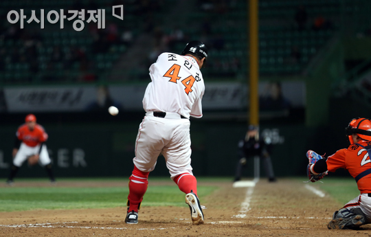 [포토] 조인성 '역전 2루타 쏜다!'