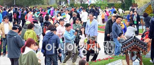 [포토]2013 고양국제꽃박람회 찾은 관람객들