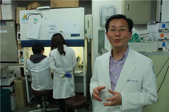 중국 신종AI, 한국서 백신주 개발