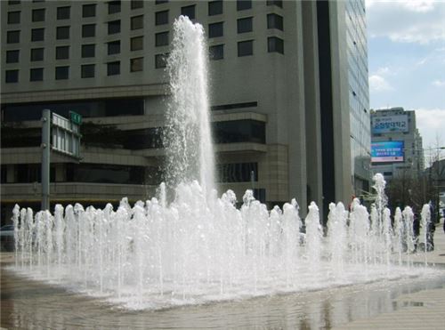 5월부터 서울 412개 거리·공원 분수 '풀가동'