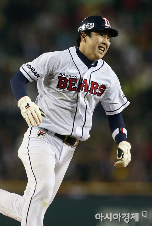 [포토] 박건우 '홈을 향해'