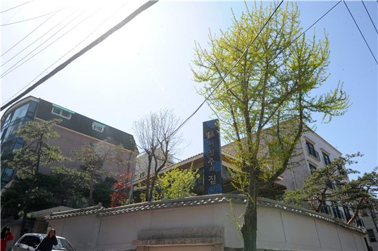 [서울스토리]남현동 '미당 집'..시인에게 드리운 자취와 그늘