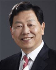 "박 대통령 정통성 없다" 발언한 강동원 의원에 정부·여당 날선 비판
