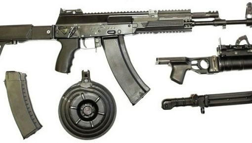 AK-12 돌격소총과 주요 구성품