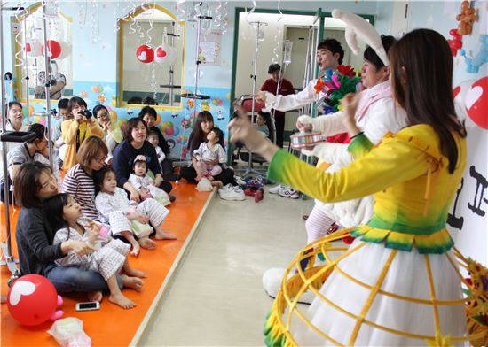 종근당, 가정의 달 맞이 종합병원서 '오페라 공연' 열어 