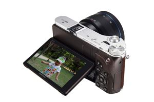 ▲삼성 스마트 카메라 NX300